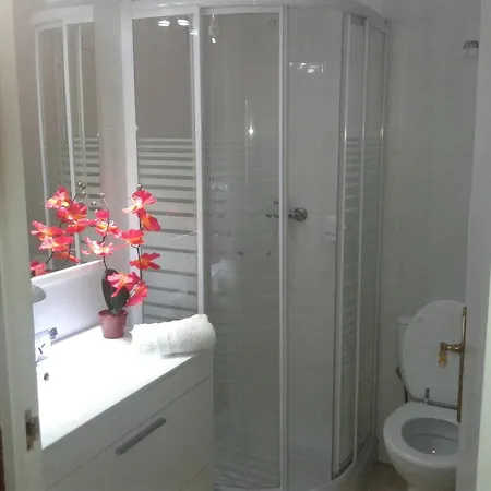 Apartman Maison Lamic 1 *